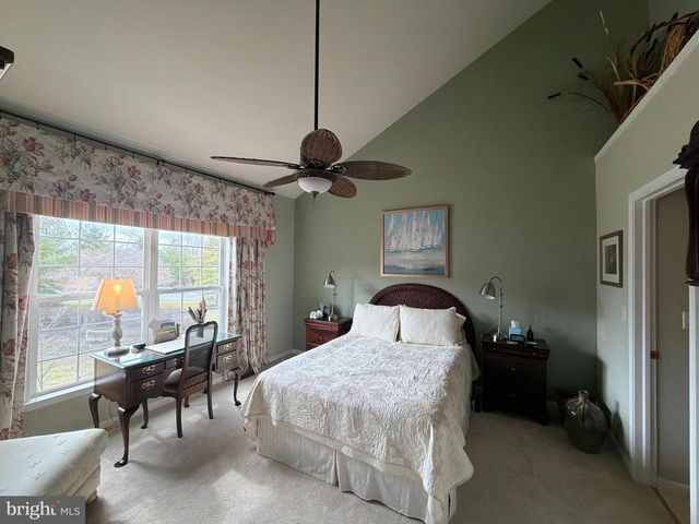 4245 ROTH FARM VILLAGE CIR, Mechanicsburg, PA 17050