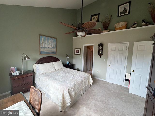 4245 ROTH FARM VILLAGE CIR, Mechanicsburg, PA 17050