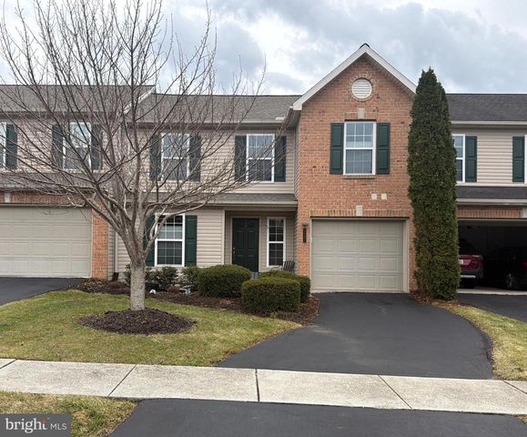 4245 ROTH FARM VILLAGE CIR, Mechanicsburg, PA 17050