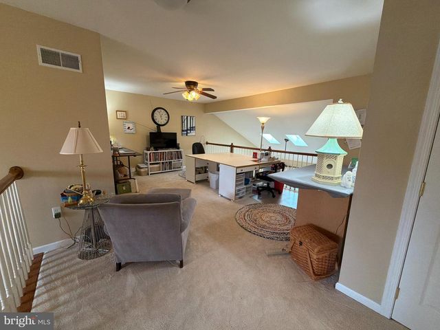 4245 ROTH FARM VILLAGE CIR, Mechanicsburg, PA 17050