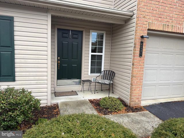 4245 ROTH FARM VILLAGE CIR, Mechanicsburg, PA 17050