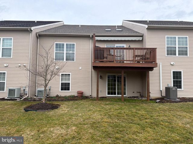 4245 ROTH FARM VILLAGE CIR, Mechanicsburg, PA 17050