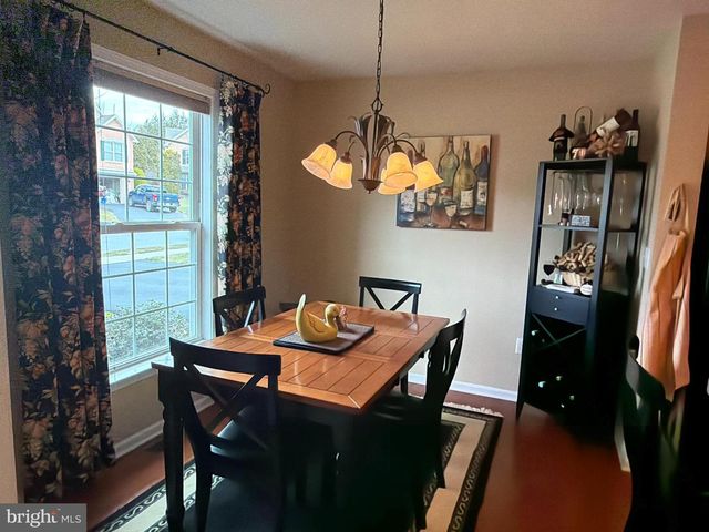 4245 ROTH FARM VILLAGE CIR, Mechanicsburg, PA 17050