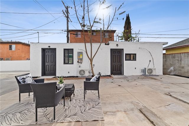 11863 S Avalon Boulevard, Los Angeles, CA 90061