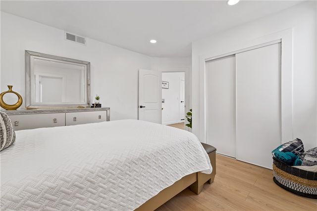 11863 S Avalon Boulevard, Los Angeles, CA 90061