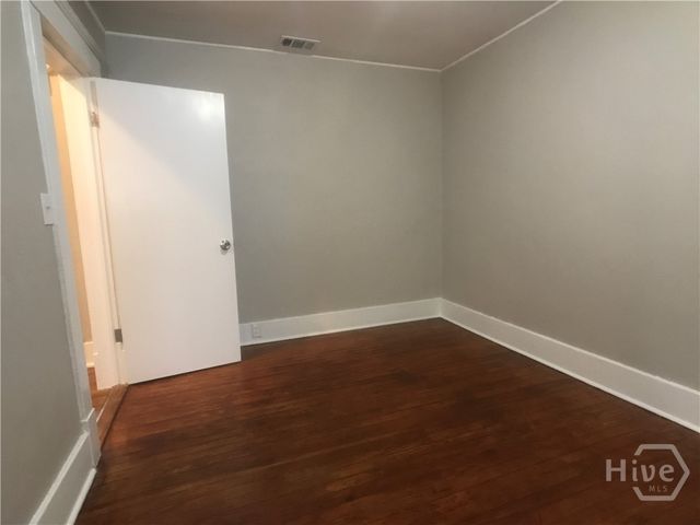 1122 E 37th Street, Savannah, GA 31404