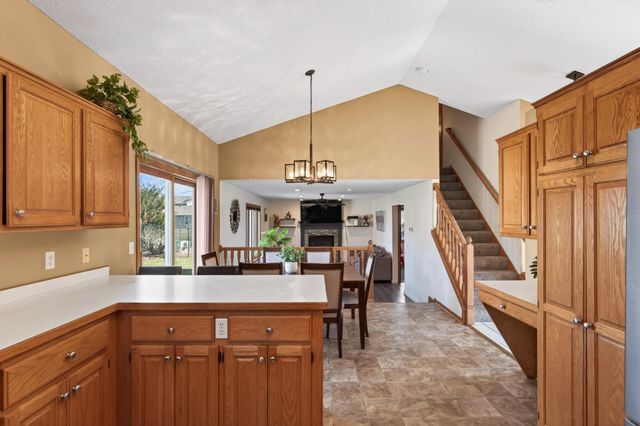 2047 123rd Avenue NW, Coon Rapids, MN 55448