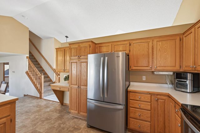 2047 123rd Avenue NW, Coon Rapids, MN 55448