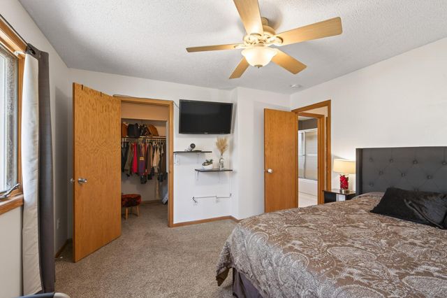 2047 123rd Avenue NW, Coon Rapids, MN 55448