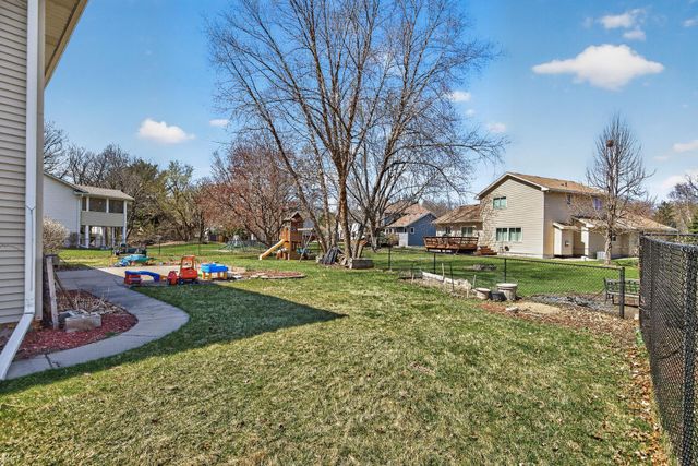 2047 123rd Avenue NW, Coon Rapids, MN 55448