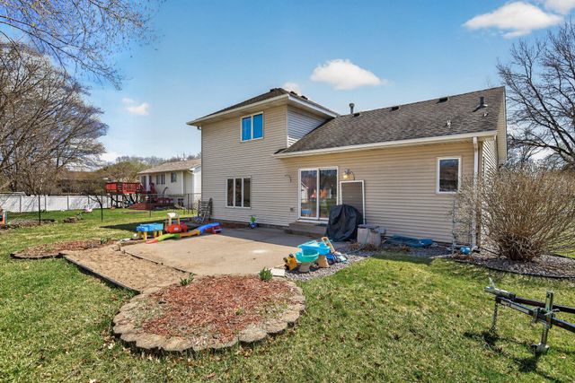 2047 123rd Avenue NW, Coon Rapids, MN 55448