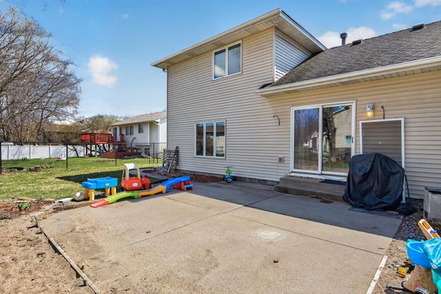 2047 123rd Avenue NW, Coon Rapids, MN 55448