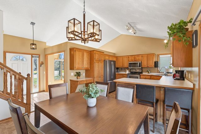 2047 123rd Avenue NW, Coon Rapids, MN 55448