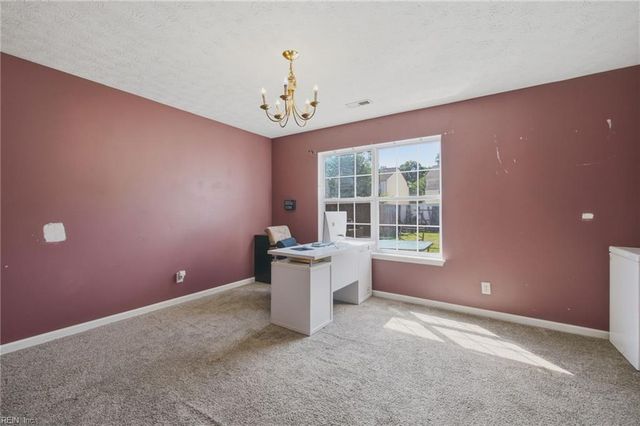 724 Kings Ridge DR, Newport News, VA 23608