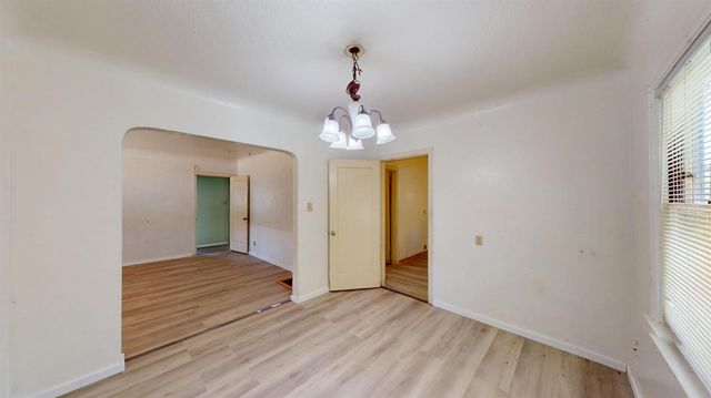 225 Merced Ave, Modesto, CA 95351