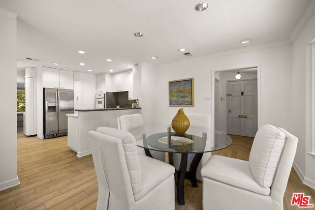 1720 Oak Street, Santa Monica, CA 90405