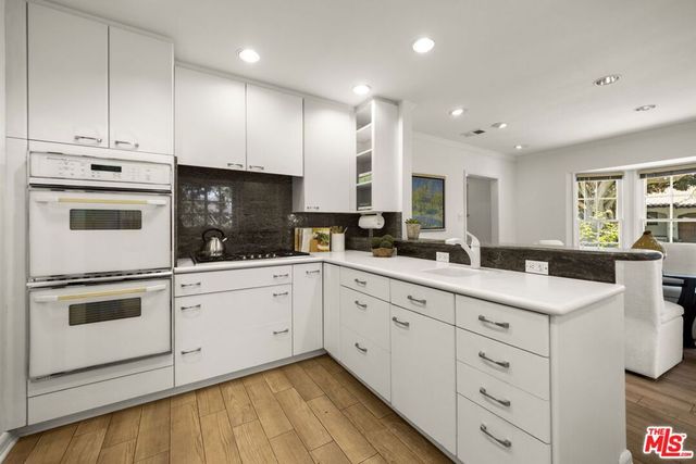 1720 Oak Street, Santa Monica, CA 90405
