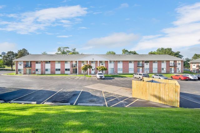 659 E FULLERTON Avenue 204, Glendale Heights, IL 60139