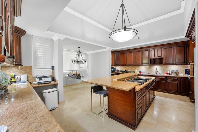 154 CALLE VIOLETA, San Juan, PR 00927