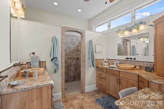 628 Vista Falls Road, Mills River, NC 28759