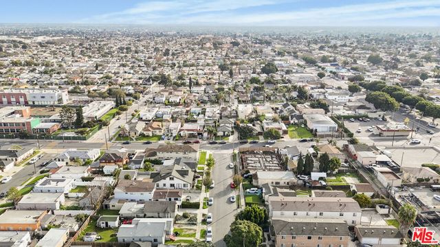 3120 W 71st Street, Los Angeles, CA 90043