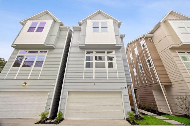 2121B Hoskins Drive, Houston, TX 77080