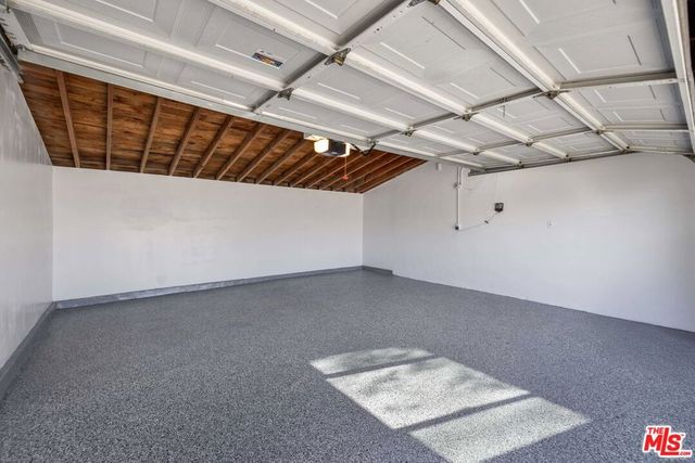 665 W Avenue J-12, Lancaster, CA 93534