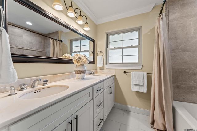 9544 Goodwood Blvd, Baton Rouge, LA 70815