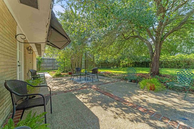 9544 Goodwood Blvd, Baton Rouge, LA 70815