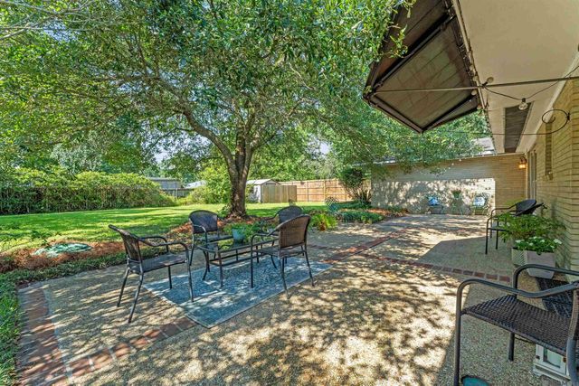 9544 Goodwood Blvd, Baton Rouge, LA 70815