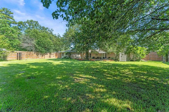 9544 Goodwood Blvd, Baton Rouge, LA 70815