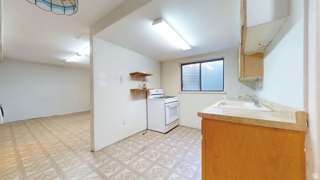 2000 ANDERSON JUNCTION RD, Toquerville, UT 84774