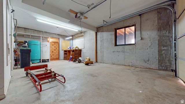 2000 ANDERSON JUNCTION RD, Toquerville, UT 84774