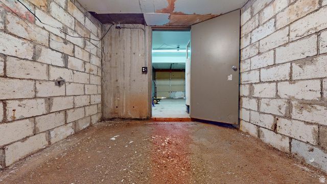 2000 ANDERSON JUNCTION RD, Toquerville, UT 84774