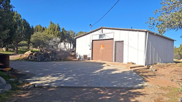2000 ANDERSON JUNCTION RD, Toquerville, UT 84774