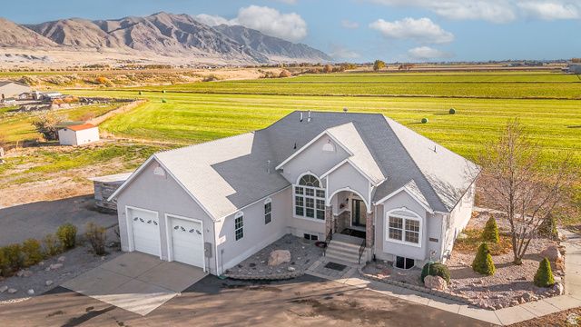 14296 N 5350 W, Garland, UT 84312