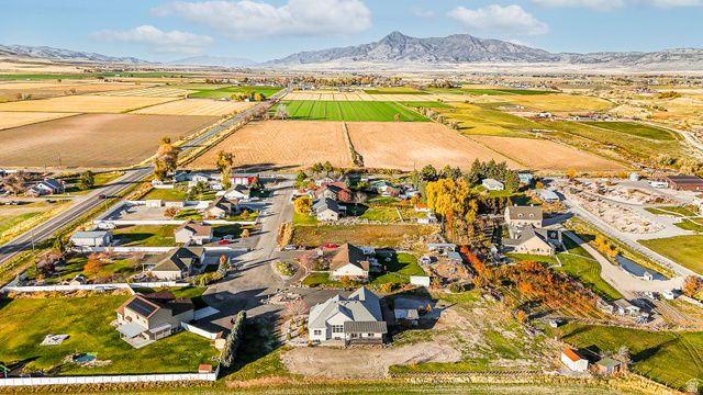 14296 N 5350 W, Garland, UT 84312