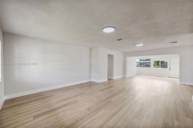 8300 NW 59th Street, Tamarac, FL 33321