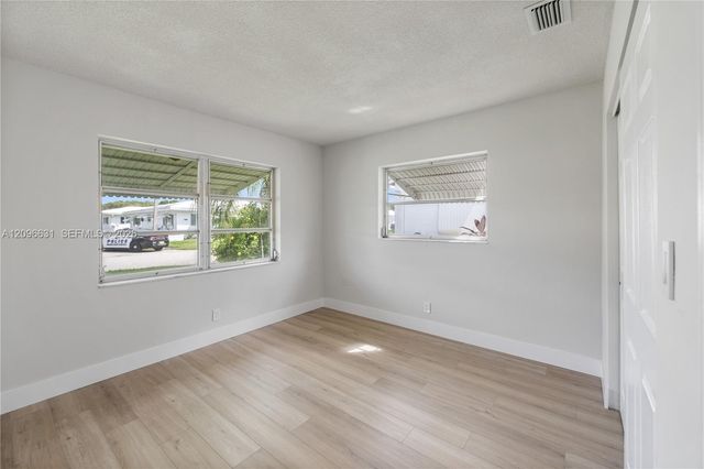 8300 NW 59th Street, Tamarac, FL 33321