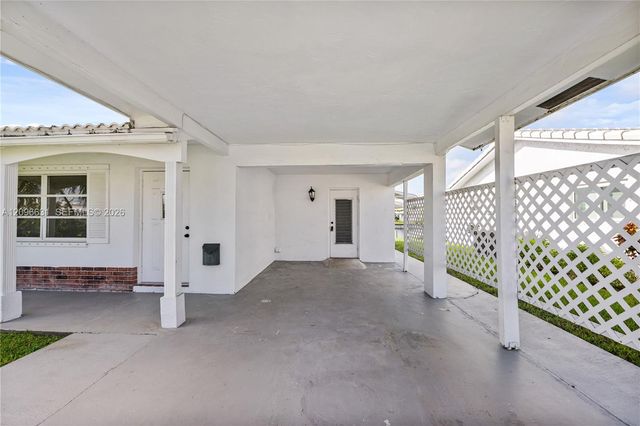 8300 NW 59th Street, Tamarac, FL 33321