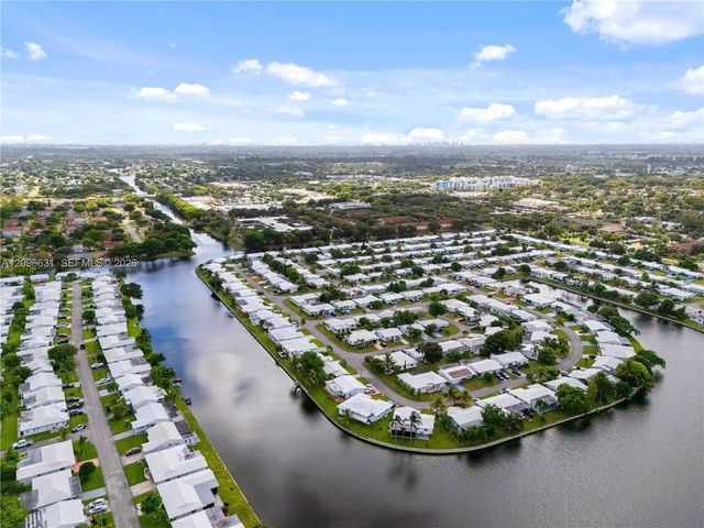 8300 NW 59th Street, Tamarac, FL 33321