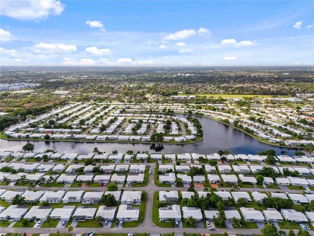 8300 NW 59th Street, Tamarac, FL 33321