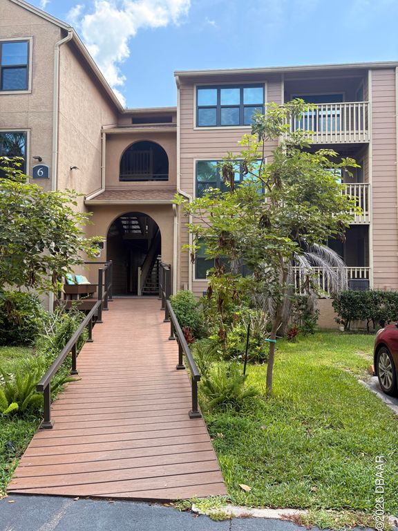 1401 S Palmetto Ave Apt 611, Daytona Beach, FL 32114