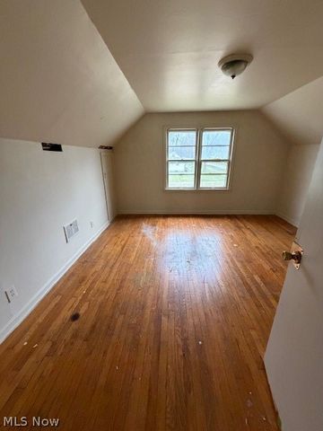 1561 Bradford, Warren, OH 44485