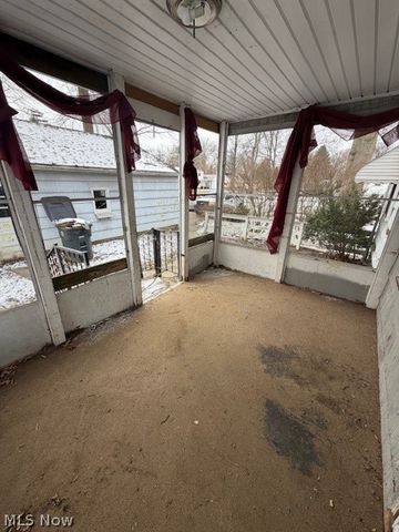 1561 Bradford, Warren, OH 44485