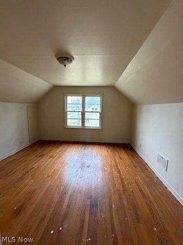 1561 Bradford, Warren, OH 44485