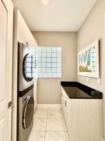 8655 NW 39th Court, Coral Springs, FL 33065