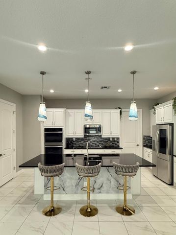 8655 NW 39th Court, Coral Springs, FL 33065