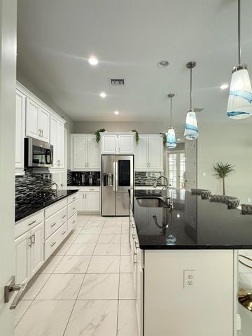 8655 NW 39th Court, Coral Springs, FL 33065