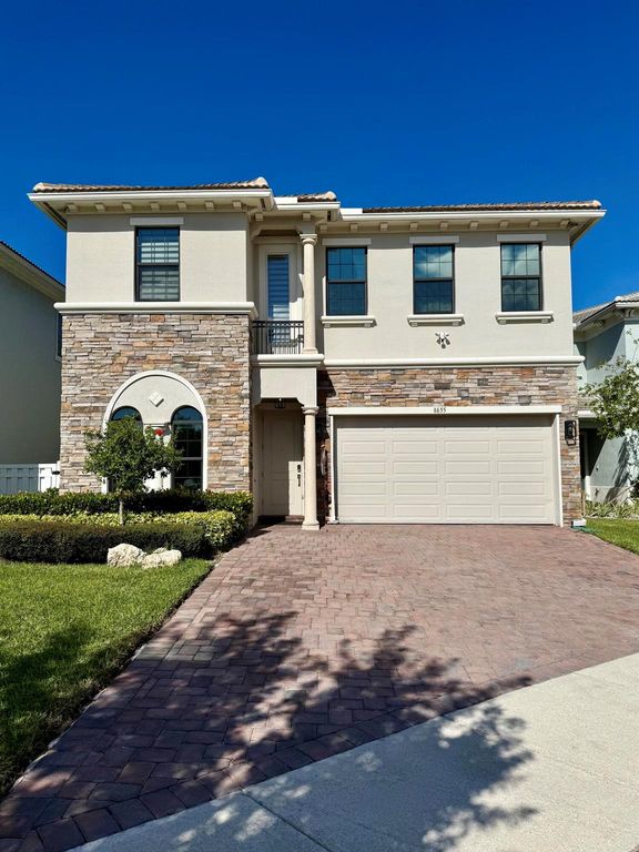 8655 NW 39th Court, Coral Springs, FL 33065